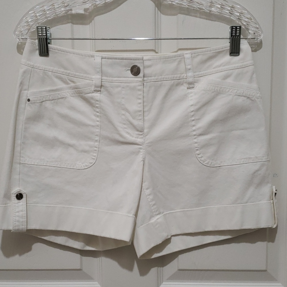 White House Black Market Shorts💖